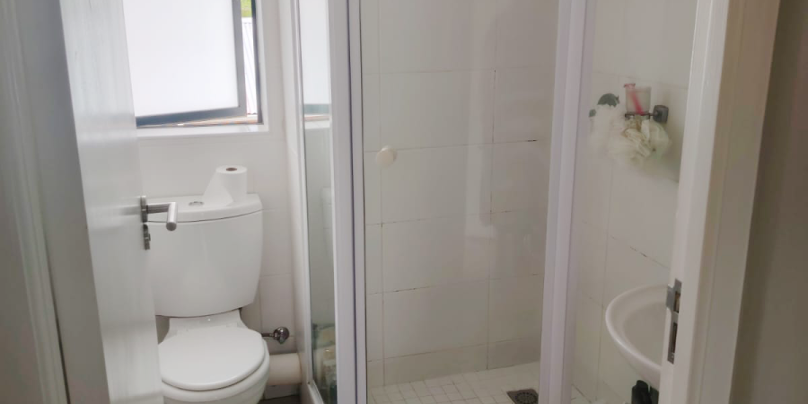 Ivy league 2 bathroom